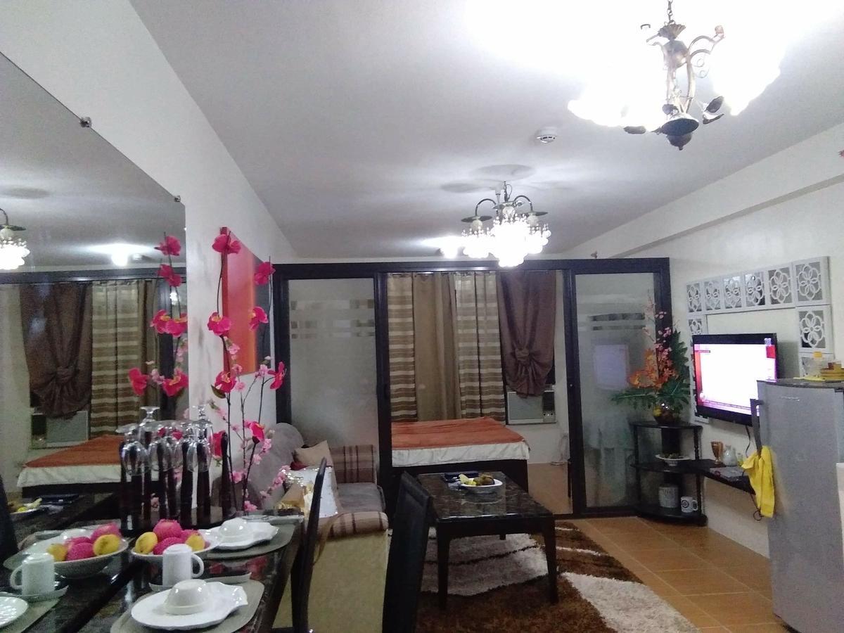 Joi's One Oasis Near Limketkai Mall Apartment *